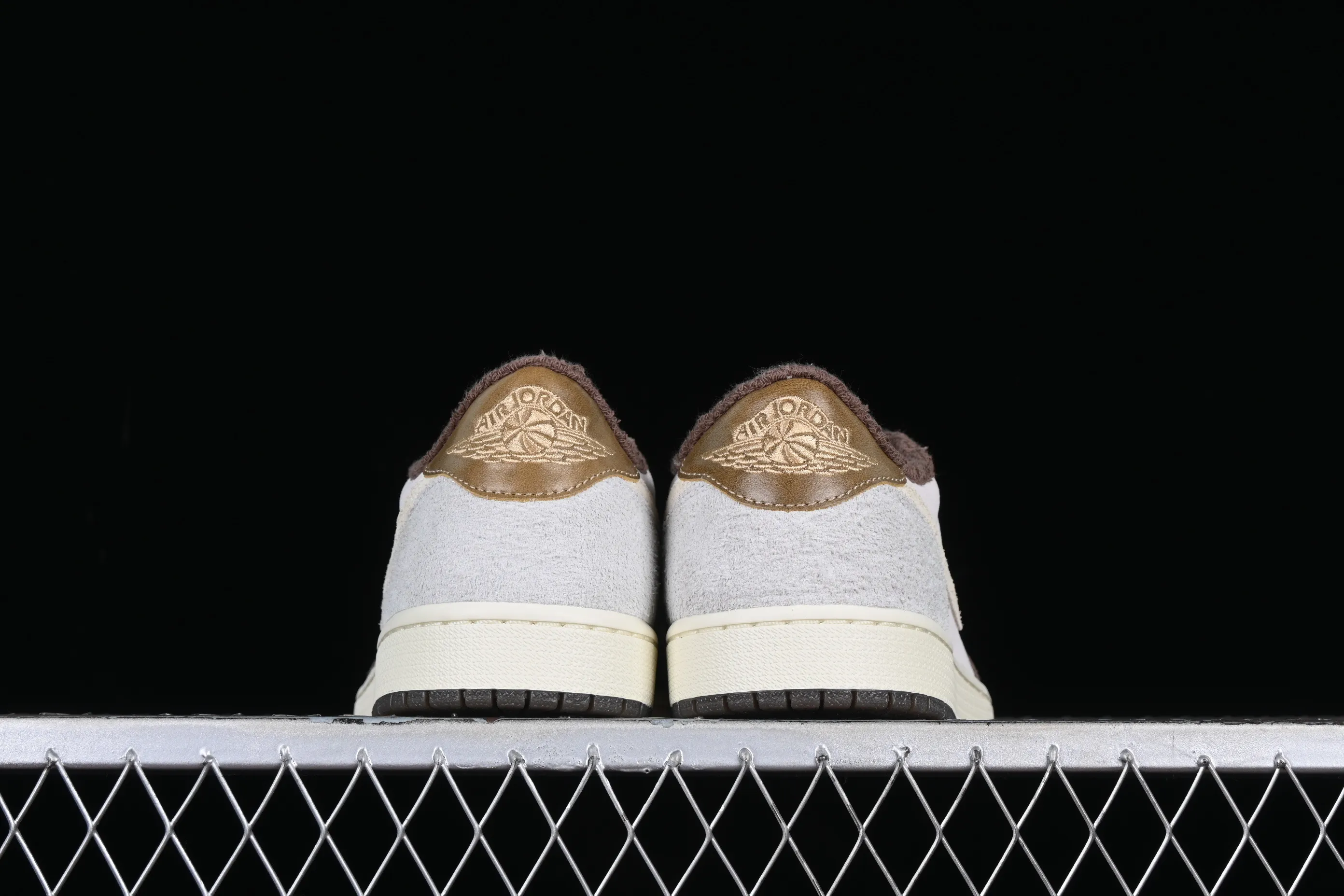 All categories Air Jordan Jordan series basketball shoes Air Jordan 1 Low S2 pure original Air Jordan 1 Low "Year Of The Rabbit" AJ1 Joe 1 Year of the Rabbit limited low-top basketball shoes DV1312-200